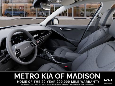 New 2026 Kia Niro SX image 17