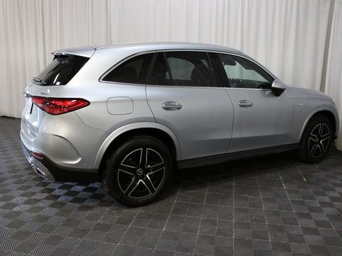 New 2025 Mercedes-Benz GLC 350e 4MATIC image 6