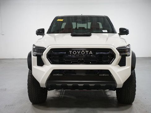 Used 2024 Toyota Tacoma TRD Pro image 2