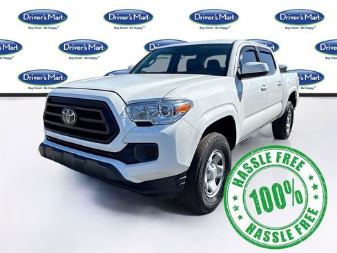Used 2023 Toyota Tacoma SR image 3