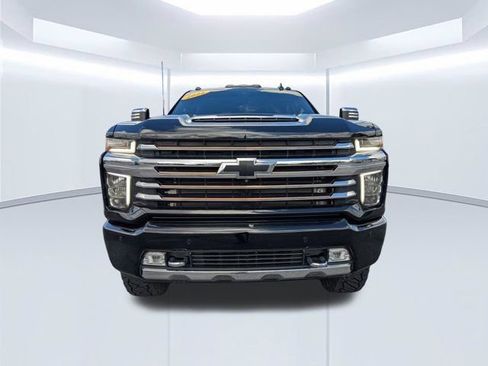 Used 2022 Chevrolet Silverado 2500 High Country w/ Safety Package II AWD/4WD image 9