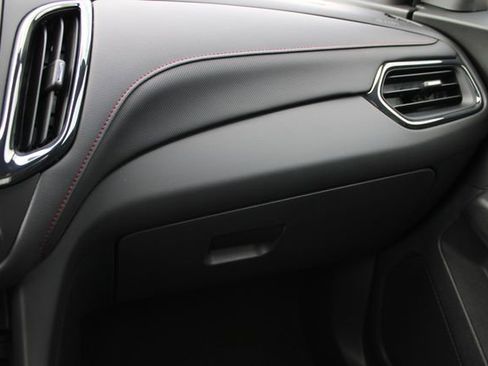 Used 2023 Chevrolet Equinox RS w/ RS Leather Package image 21