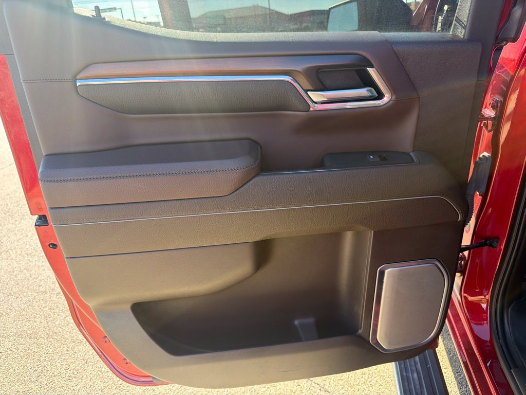 Used 2024 GMC Sierra 1500 Denali w/ Technology Package AWD/4WD image 21