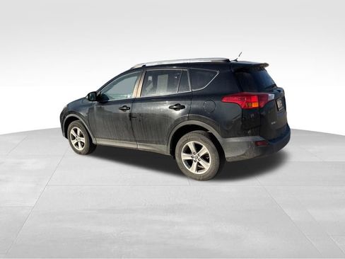 Used 2015 Toyota RAV4 XLE image 8