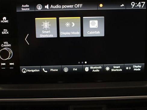 Used 2025 Honda Pilot Touring image 22