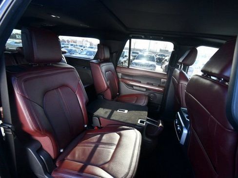Used 2024 Ford Expedition Max Limited AWD/4WD image 18
