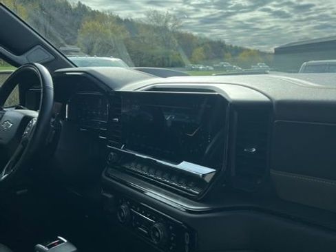 Used 2024 Chevrolet Silverado 1500 ZR2 w/ Technology Package AWD/4WD image 70