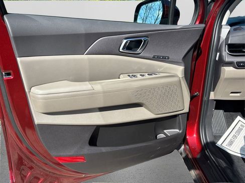 New 2026 Kia Carnival EX FWD image 15