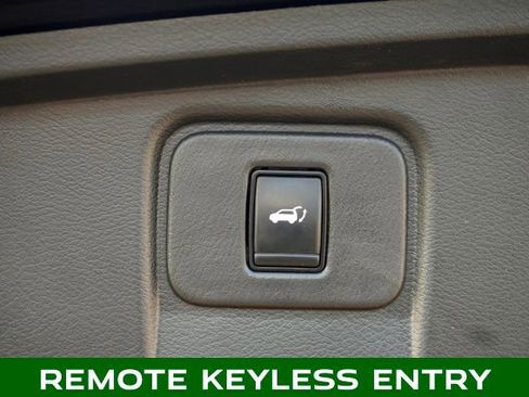 Used 2023 Nissan Murano SL image 7