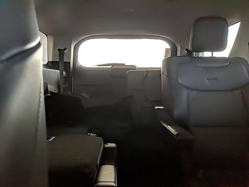 Used 2025 Ford Explorer Active w/ Active Comfort Package image 28