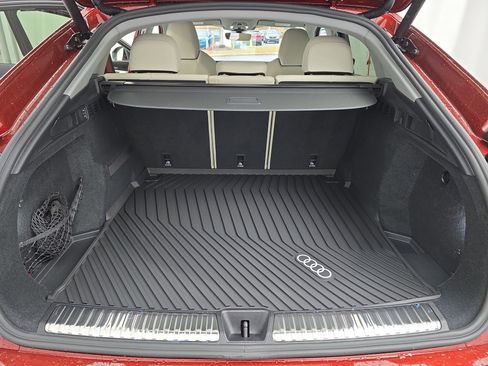 New 2025 Audi Q5 Prestige image 12