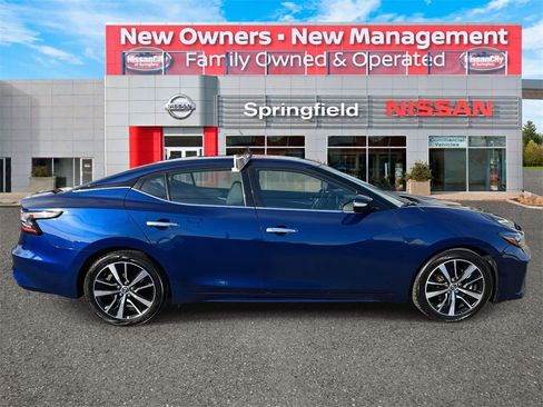 Certified 2023 Nissan Maxima SV w/ Floor Mat Group image 4