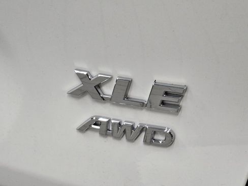 New 2025 Toyota RAV4 XLE image 19