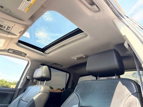 Used 2018 GMC Sierra 1500 SLT AWD/4WD image 22
