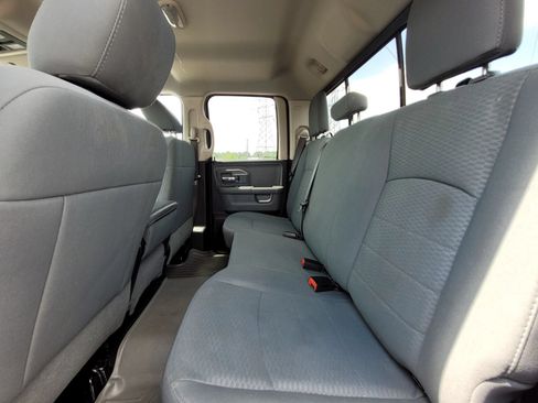 Used 2018 RAM 1500 Classic SLT AWD/4WD image 24