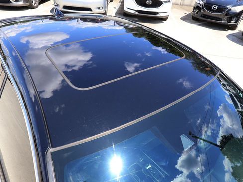 Used 2019 Honda Accord Sport image 29