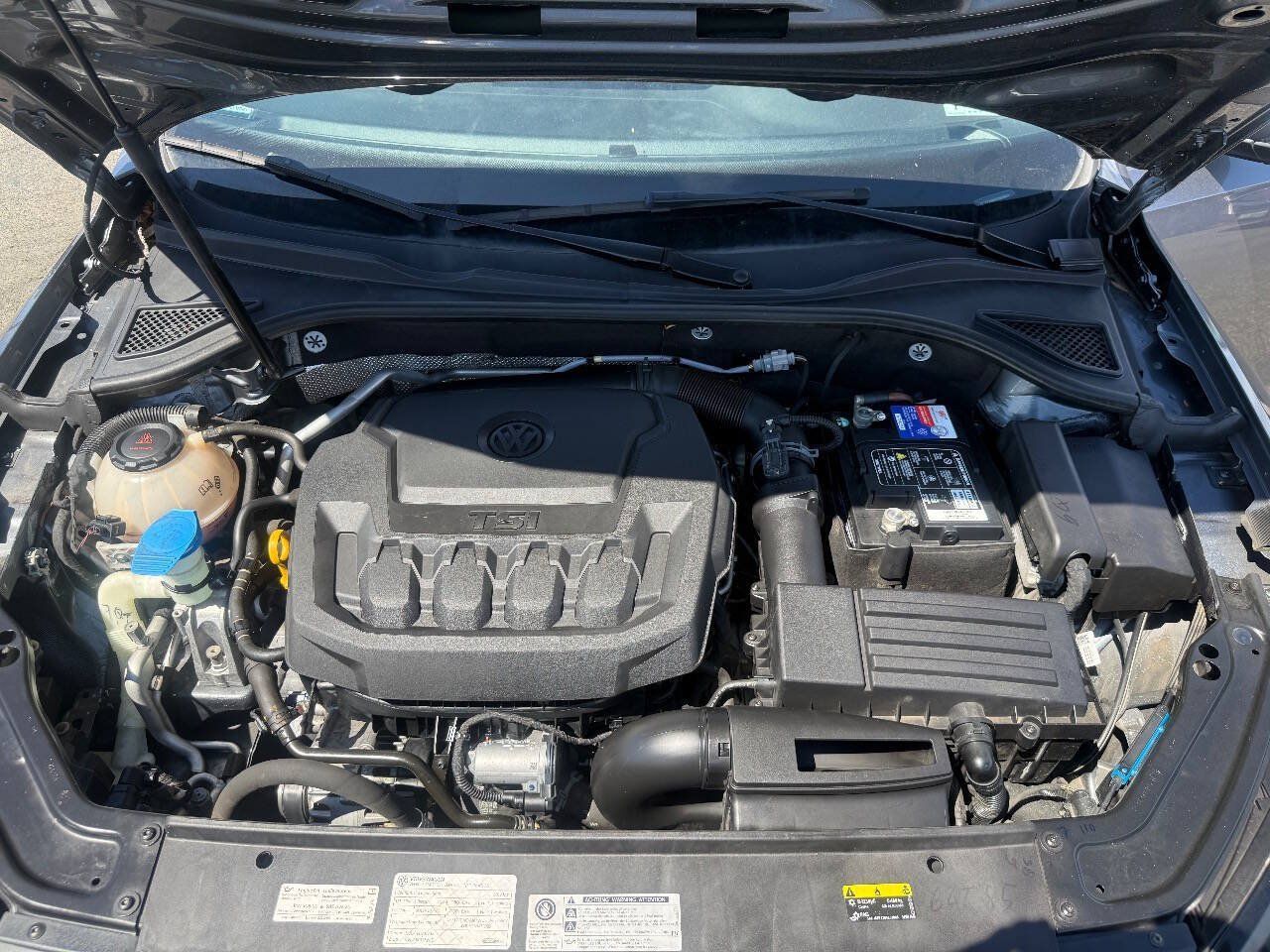 Used 2019 Volkswagen Passat 2.0T Wolfsburg FWD image 18