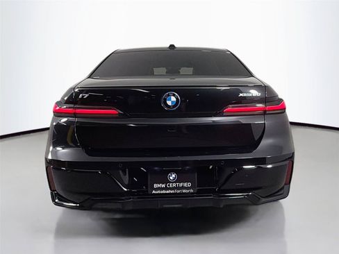 Certified 2023 BMW i7 xDrive60 AWD/4WD image 6