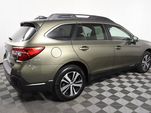 Used 2019 Subaru Outback 2.5i Limited w/ Popular Package #2 AWD/4WD image 7