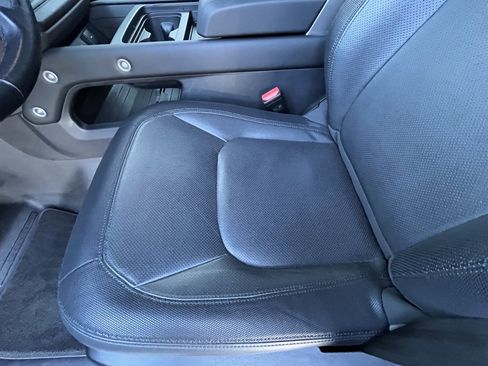 Certified 2024 Land Rover Defender 130 X-Dynamic SE image 16