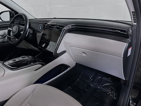 Used 2024 Hyundai Tucson Limited image 29