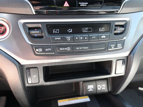 Used 2023 Honda Passport EX-L image 27