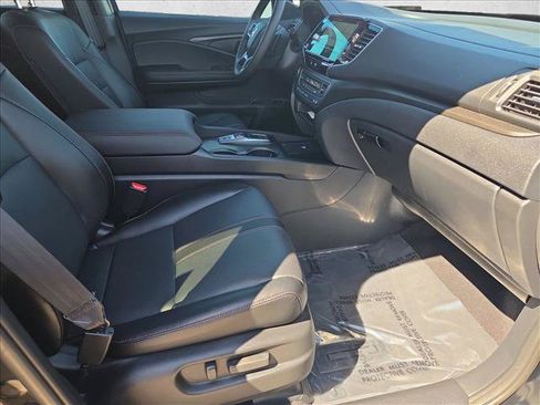 Used 2025 Honda Ridgeline TrailSport image 22