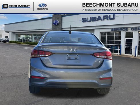Used 2020 Hyundai Accent Limited image 6