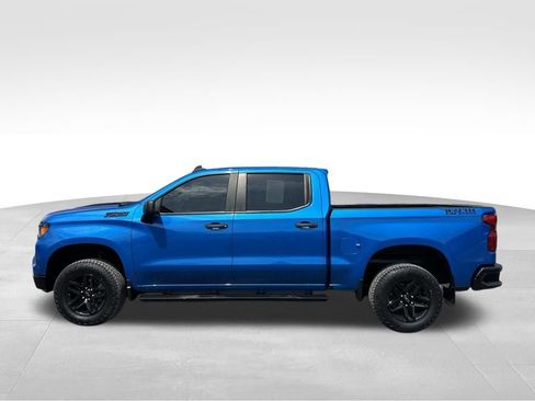 Used 2022 Chevrolet Silverado 1500 Custom Trail Boss AWD/4WD image 9