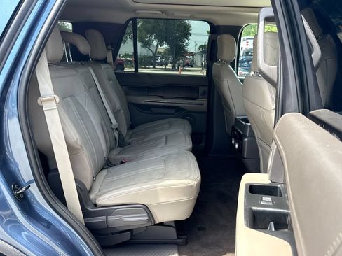 Used 2020 Ford Expedition Limited w/ Equipment Group 302A AWD/4WD image 29