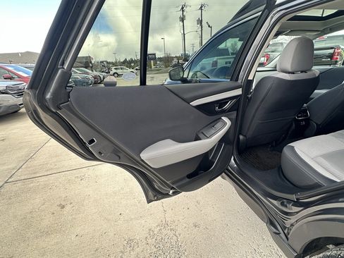 Used 2023 Subaru Outback Premium AWD/4WD image 25