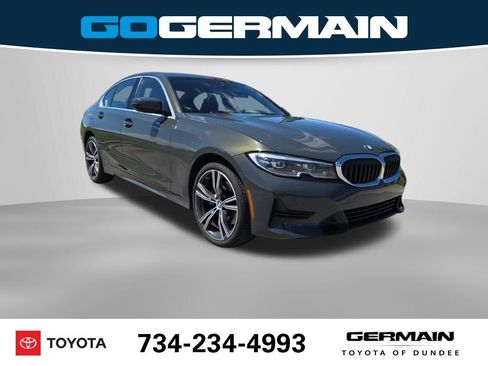 Used 2022 BMW 330i xDrive Sedan w/ Premium Package AWD/4WD image 4