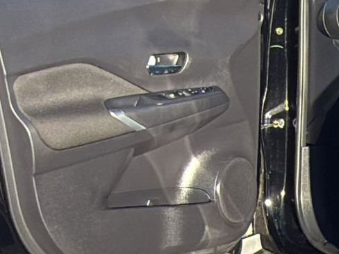 Used 2024 Nissan Kicks SV image 23