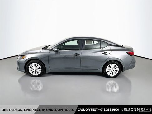 Used 2025 Nissan Sentra S FWD image 8