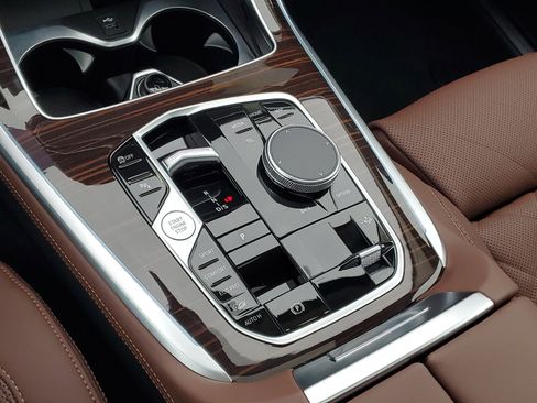 New 2026 BMW X7 xDrive40i w/ Premium Package image 20