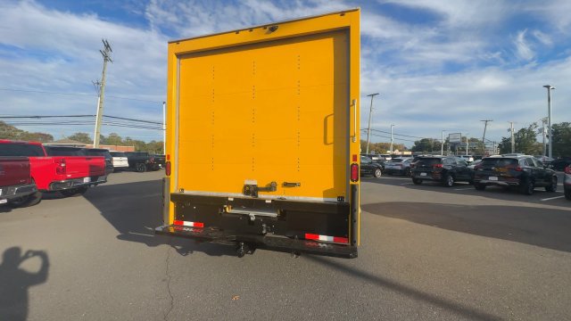 Used 2023 GMC Savana 3500 Extended w/ Power Convenience Package RWD image 7