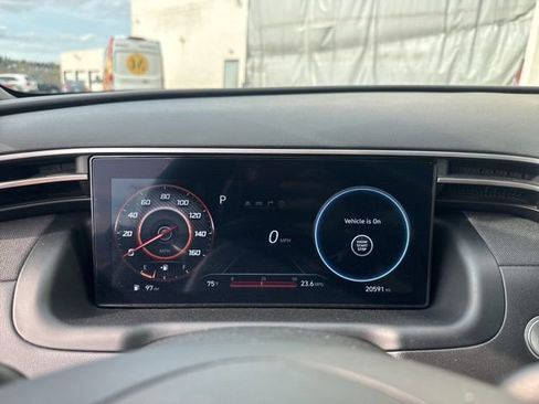 Used 2023 Hyundai Santa Cruz Limited AWD/4WD image 17