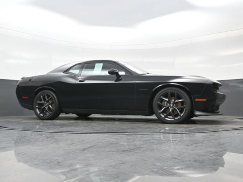 Used 2022 Dodge Challenger R/T w/ Blacktop Package image 29