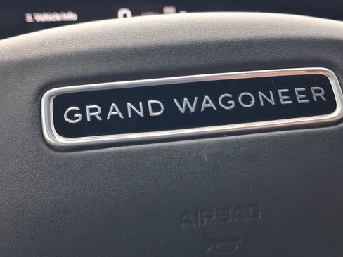Used 2024 Jeep Grand Wagoneer Series III w/ Quick Order Packagew 28T AWD/4WD image 39