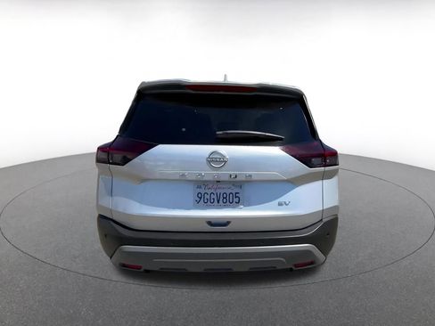 Used 2023 Nissan Rogue SV image 12