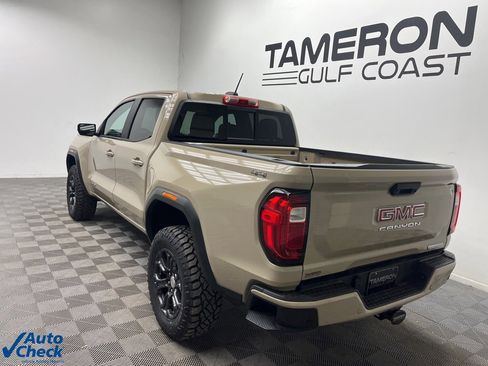 Used 2023 GMC Canyon Elevation w/ Elevation Premium Package image 8