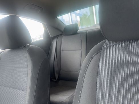 Used 2018 Hyundai Accent SE FWD image 8