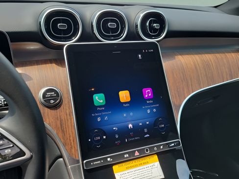 Certified 2026 Mercedes-Benz GLC 300 image 25