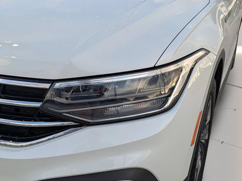 Used 2023 Volkswagen Tiguan SE FWD image 7