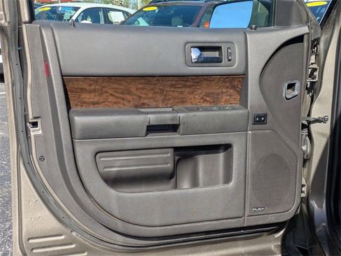 Used 2014 Ford Flex Limited image 9