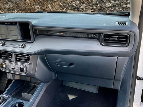 Used 2022 Ford Maverick XL image 13