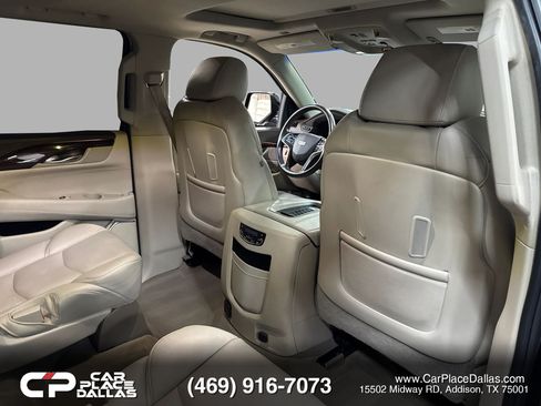 Used 2016 Cadillac Escalade Luxury RWD image 33