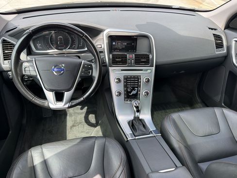 Used 2017 Volvo XC60 T6 Dynamic w/ Climate Package AWD/4WD image 15