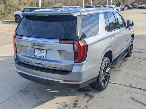 New 2026 GMC Yukon Elevation image 8