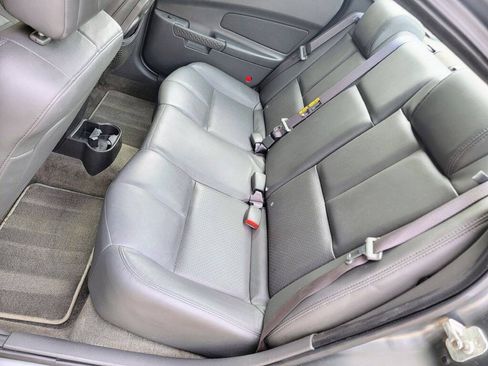 Used 2005 Pontiac Grand Prix GTP w/ Premium Audio Package FWD image 12